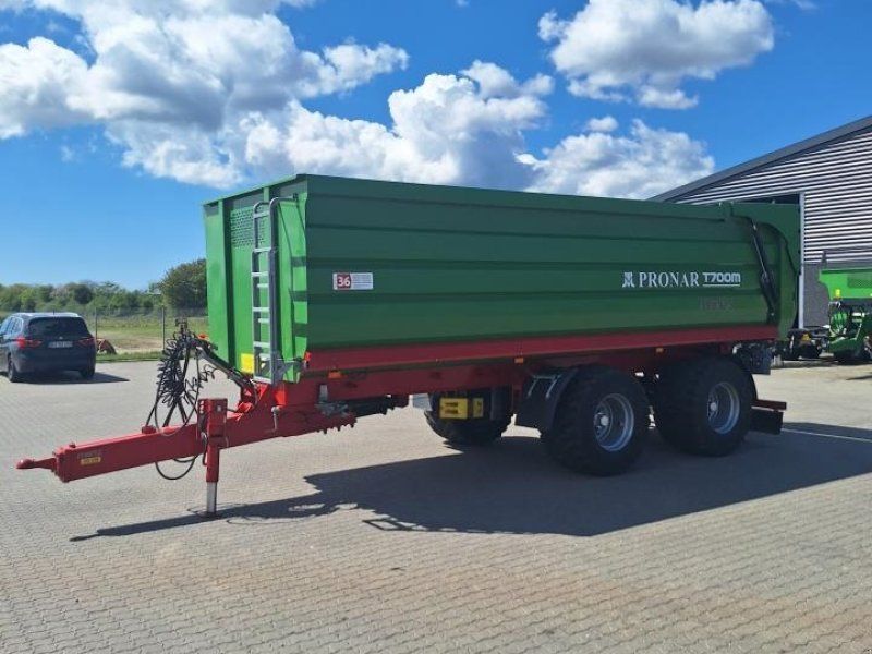 Pronar T 700 M
