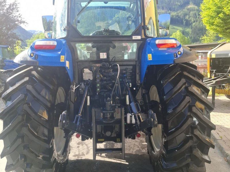 New Holland T5.100 Utility Dual Command