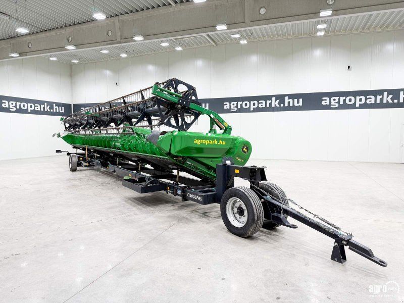 John Deere 640X 12,2 m VARIO header, rape side knives, 2-axle transport tro