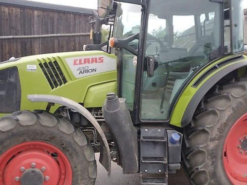 Claas Arion 430 Cis