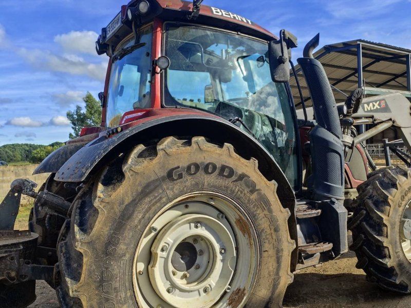 Valtra N174
