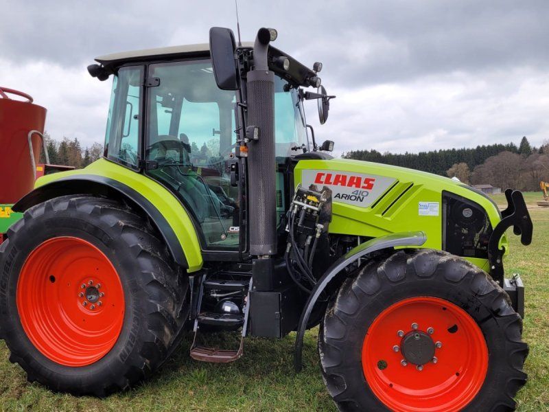 Claas Arion 410