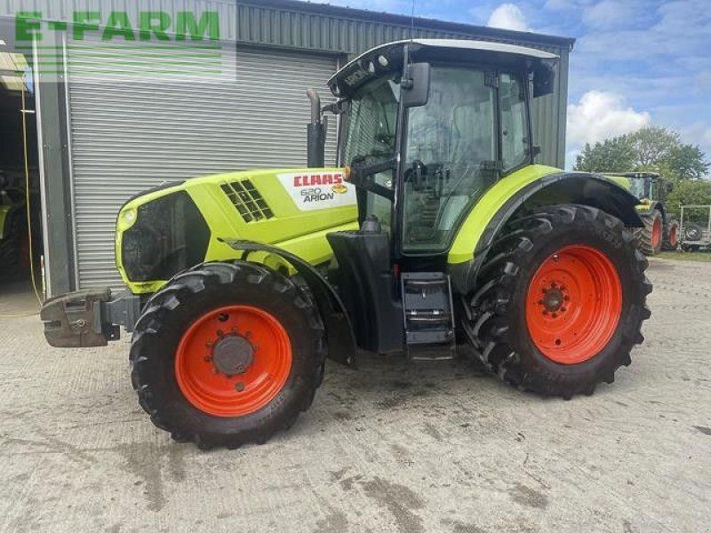 Claas ARION 620