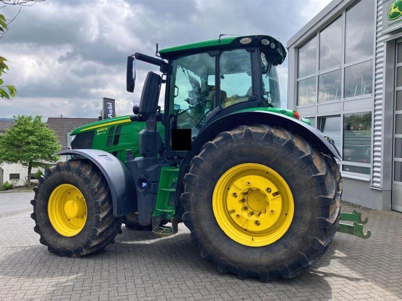 John Deere 6250R