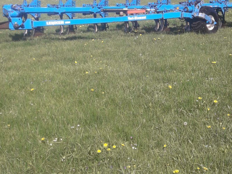 Lemken Vari Diamant 10x 8 furet med riste Halvbugseret