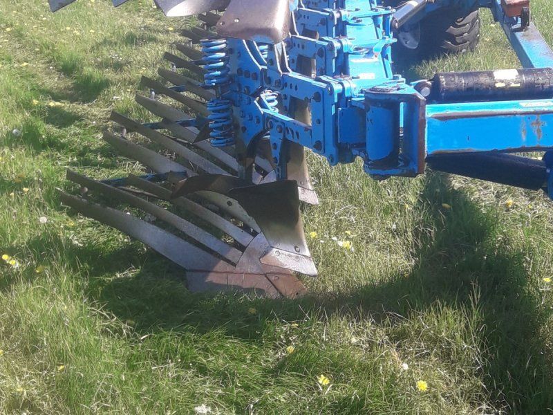 Lemken Vari Diamant 10x 8 furet med riste Halvbugseret