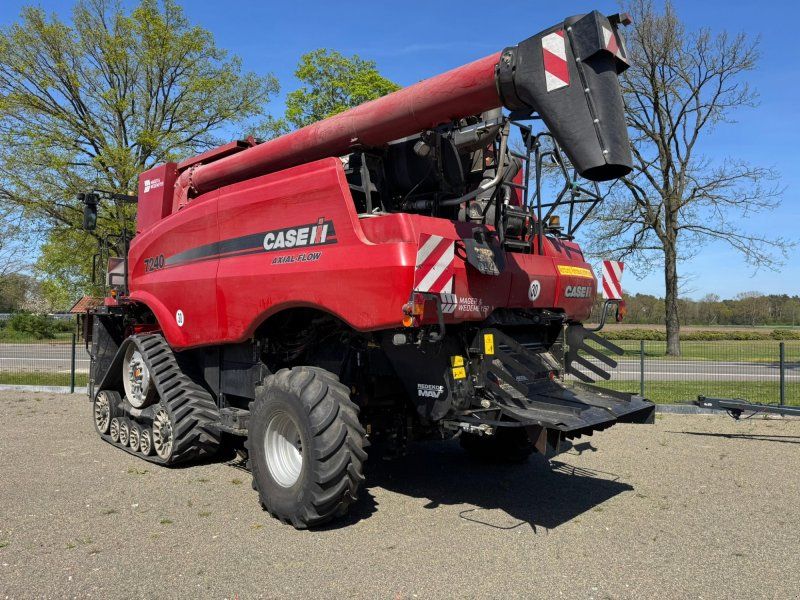Case IH AF Axial Flow 7240 auf Kettenlaufwerk  Schneidwerk 9,15m un