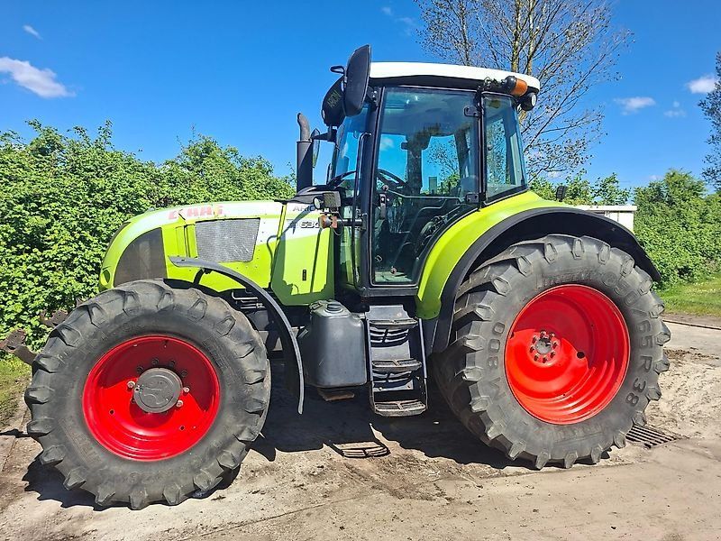 Claas Arion 630