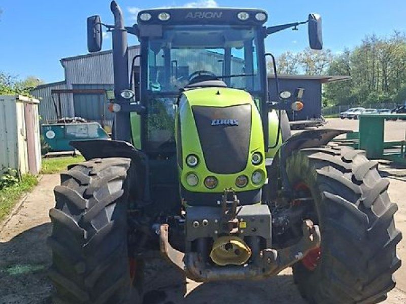 Claas Arion 630