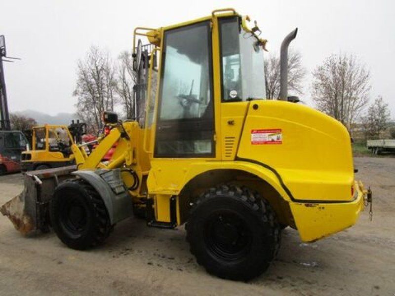 Liebherr L506 mit Palettengabel + Schaufel