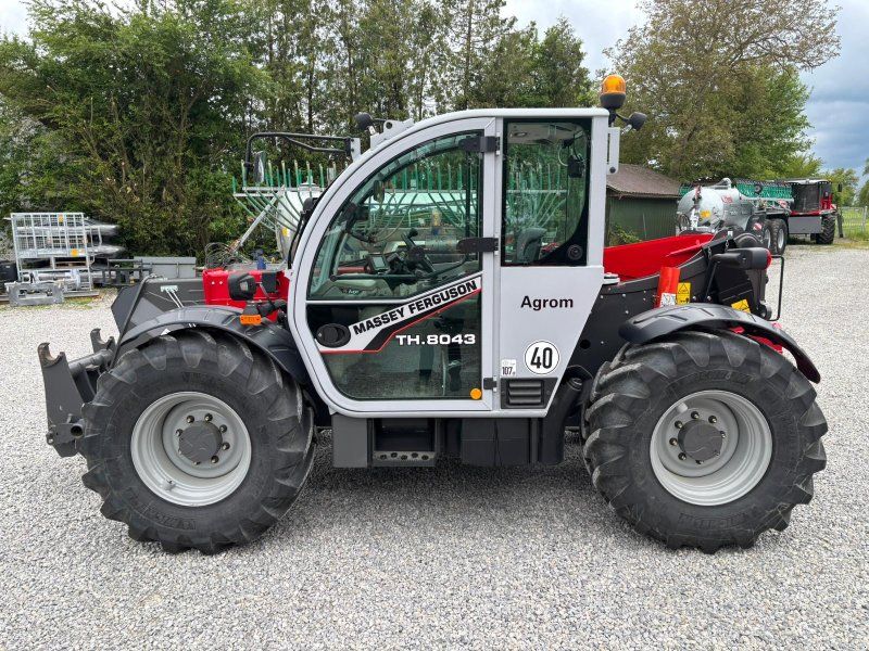 Massey Ferguson TH 8043