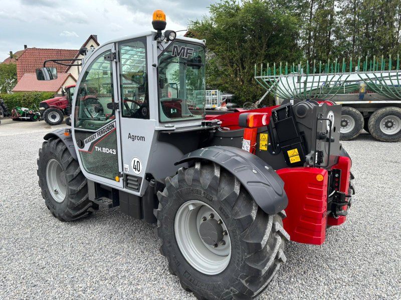 Massey Ferguson TH 8043
