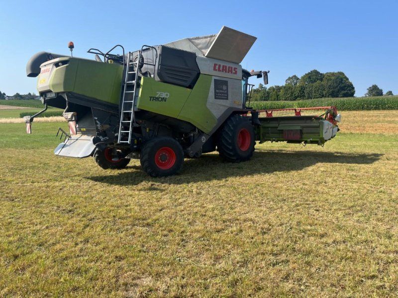 Claas Trion 730