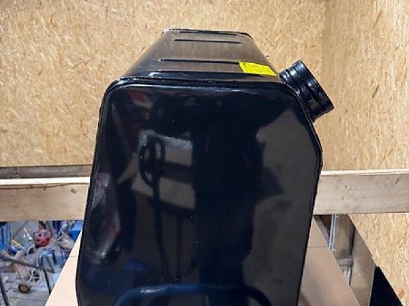 Mercedes-Benz Dieseltank A435 470 1501, U1300L