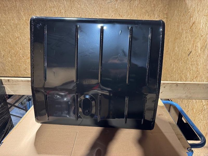 Mercedes-Benz Dieseltank A435 470 1501, U1300L