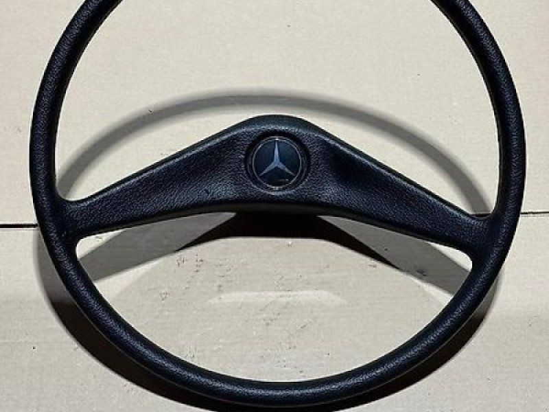 Mercedes-Benz Lenkrad U424, U427 alte Kabinenausstattung