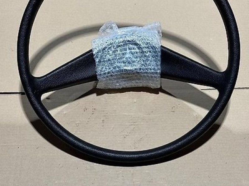Mercedes-Benz Lenkrad U424, U427 alte Kabinenausstattung