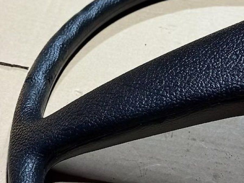 Mercedes-Benz Lenkrad U424, U427 alte Kabinenausstattung