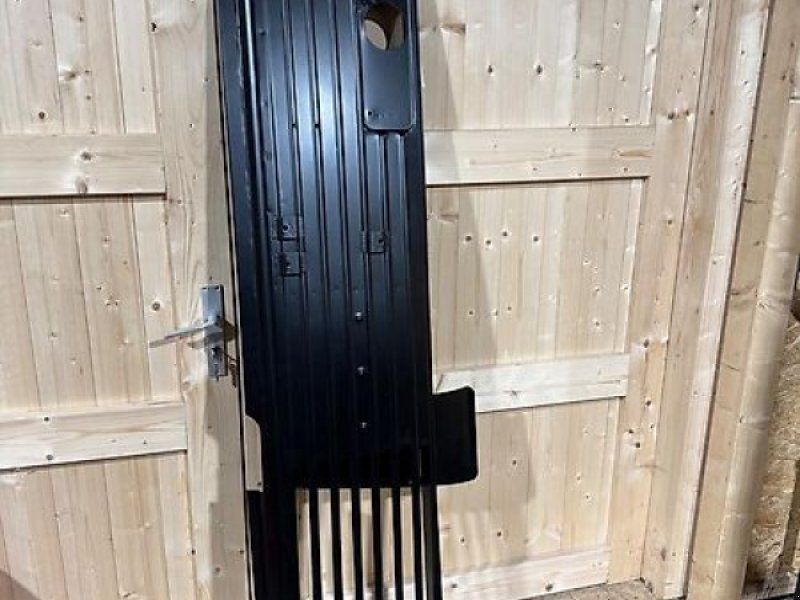 Kühlergrill , Turbo Motoren neu