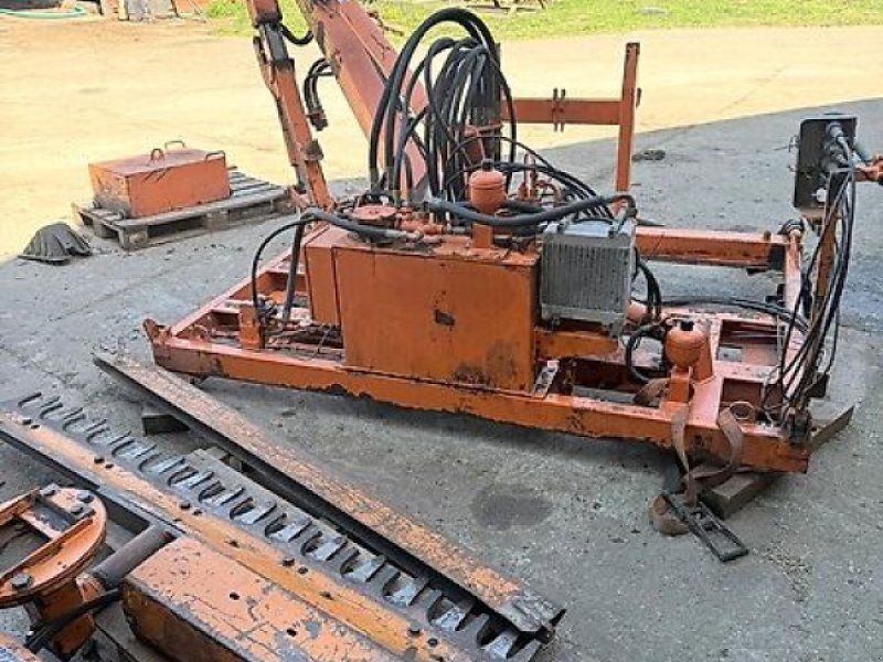 Astschere  MULAG ME700 Unimog Heckenschere Dücker