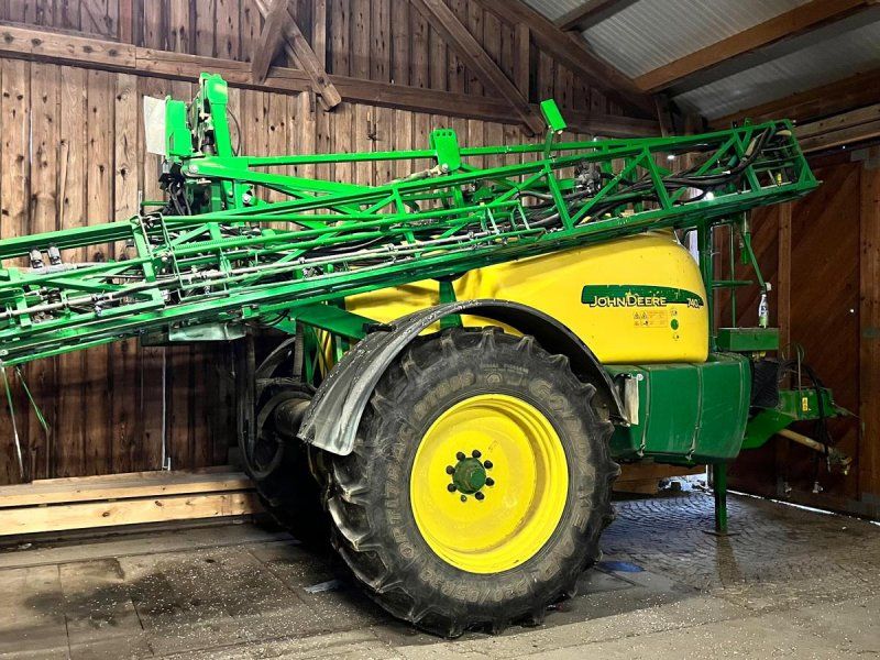 John Deere 740