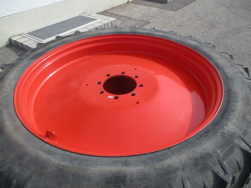 Kleber 300/95 R46 + 270/95 R32