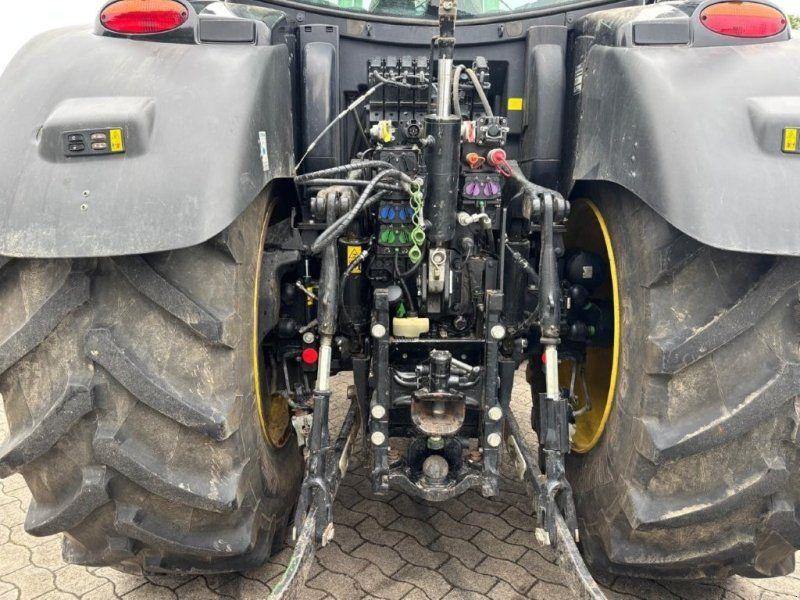 John Deere 6155R
