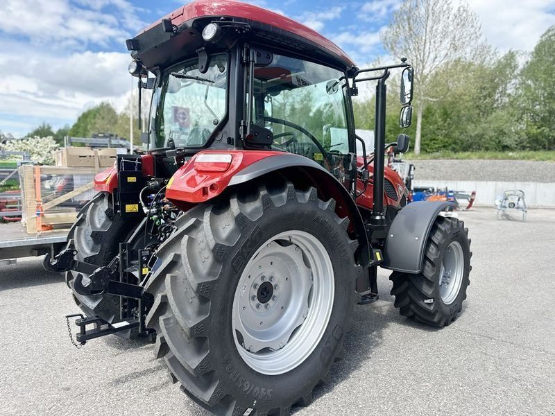 Case IH Farmall 100A