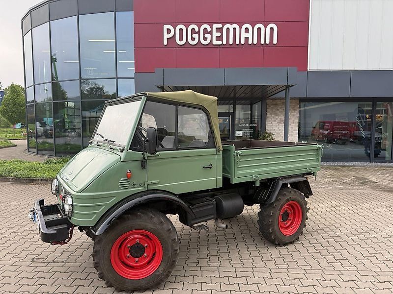 Mercedes-Benz Typ 421 Cabrio