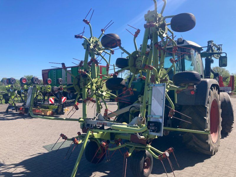 Claas Volto 870