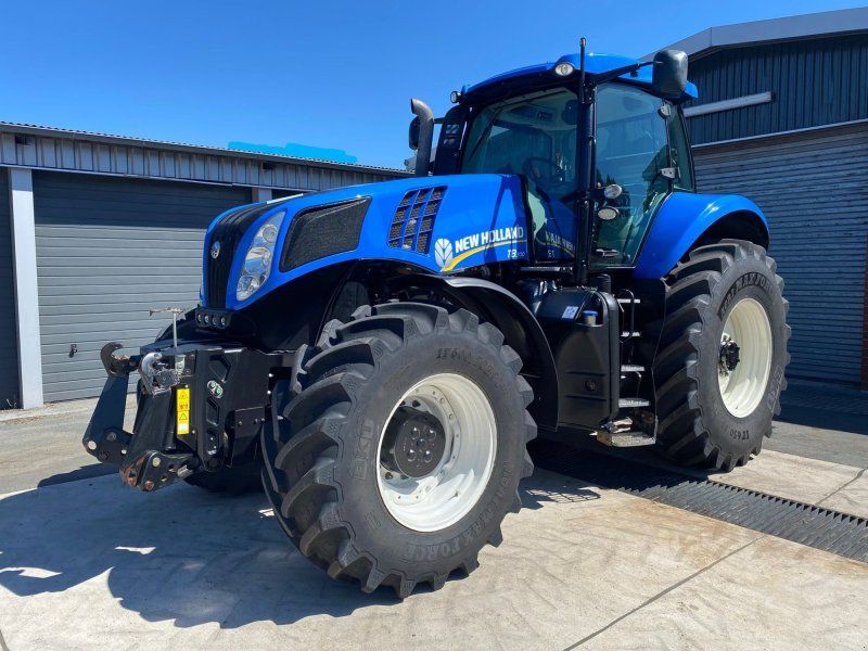 New Holland T8.300