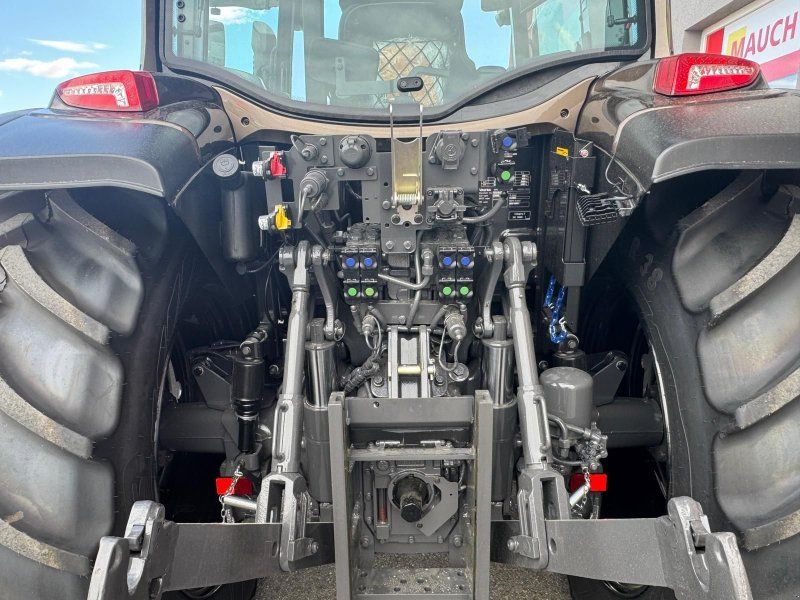 Valtra G135