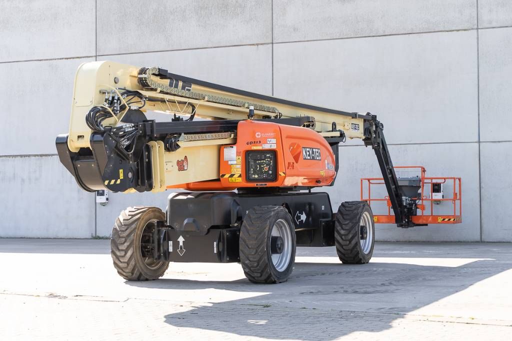 JLG 1250 AJP