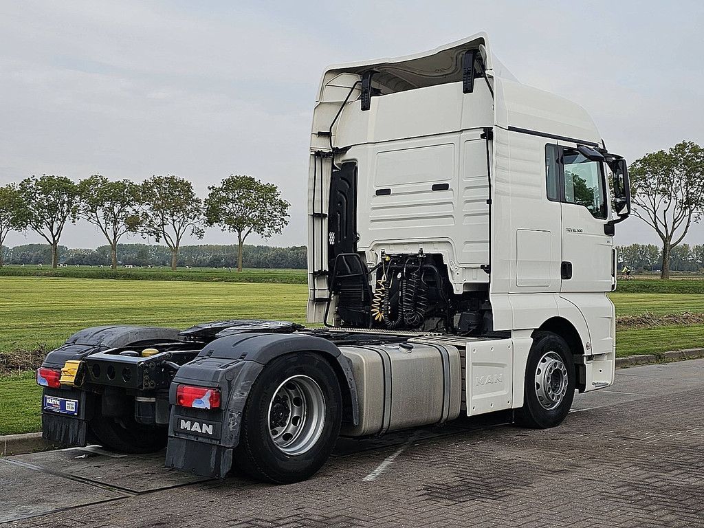 M.A.N. 18.460 TGX xlx manual
