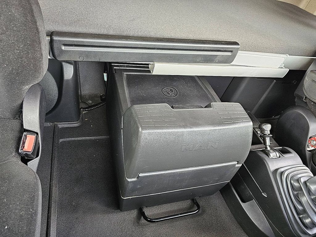 M.A.N. 18.460 TGX xlx manual