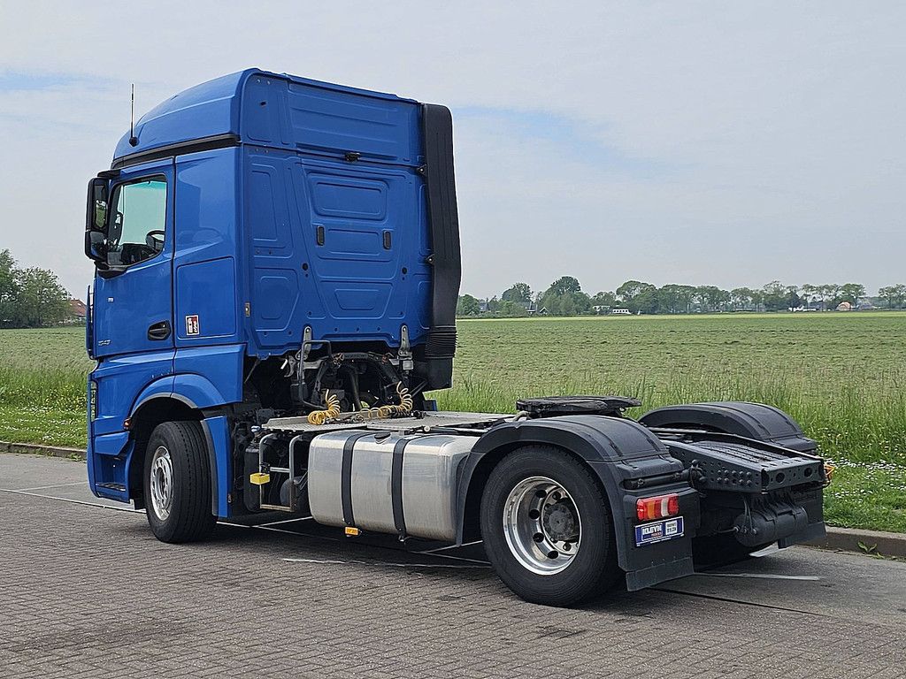 MERCEDES-BENZ ACTROS 1843 adr,tankcompressor
