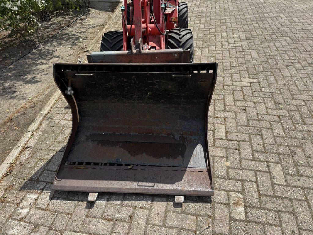 Fuchs F853H Shovel loader