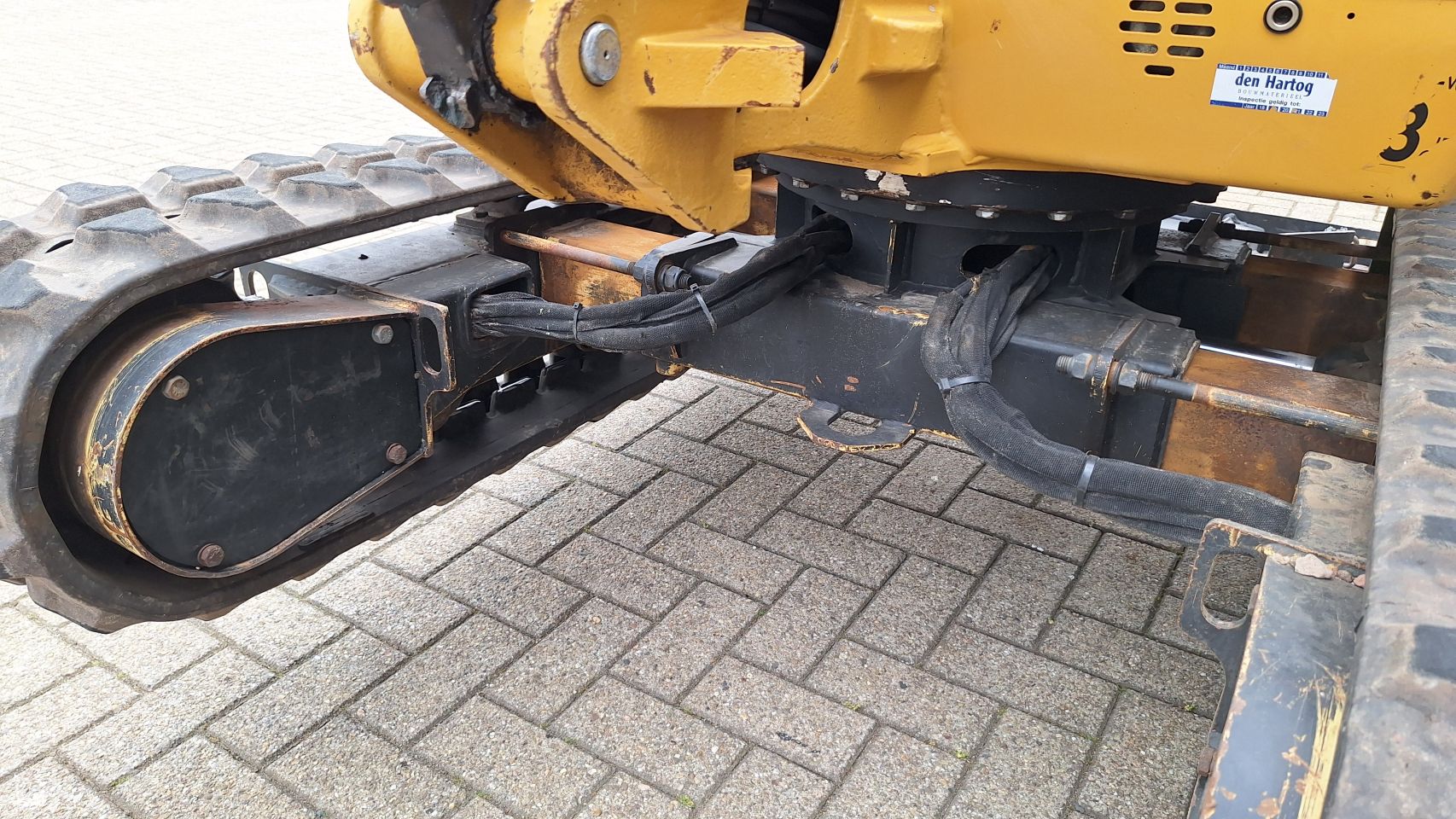 Minigraver Caterpillar 301.7D servo sloop/Sorteerfunctie (2017)