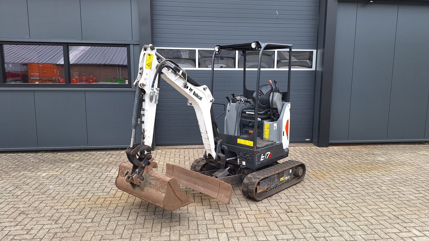Bobcat E17 Sloop/Sorteerfunctie Hydr.snelwissel(2019)