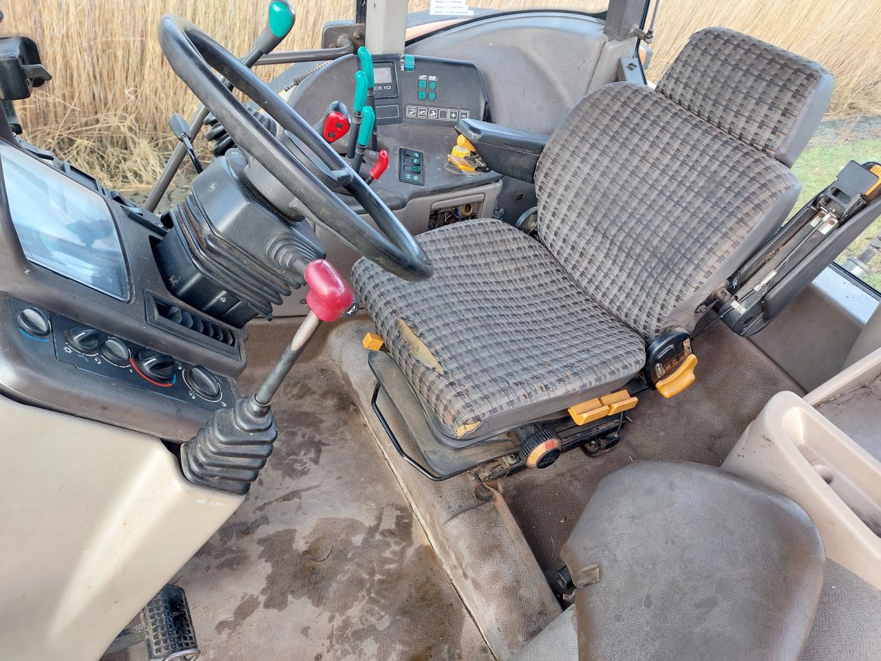 Renault Ares 720 165 PK I.G.ST