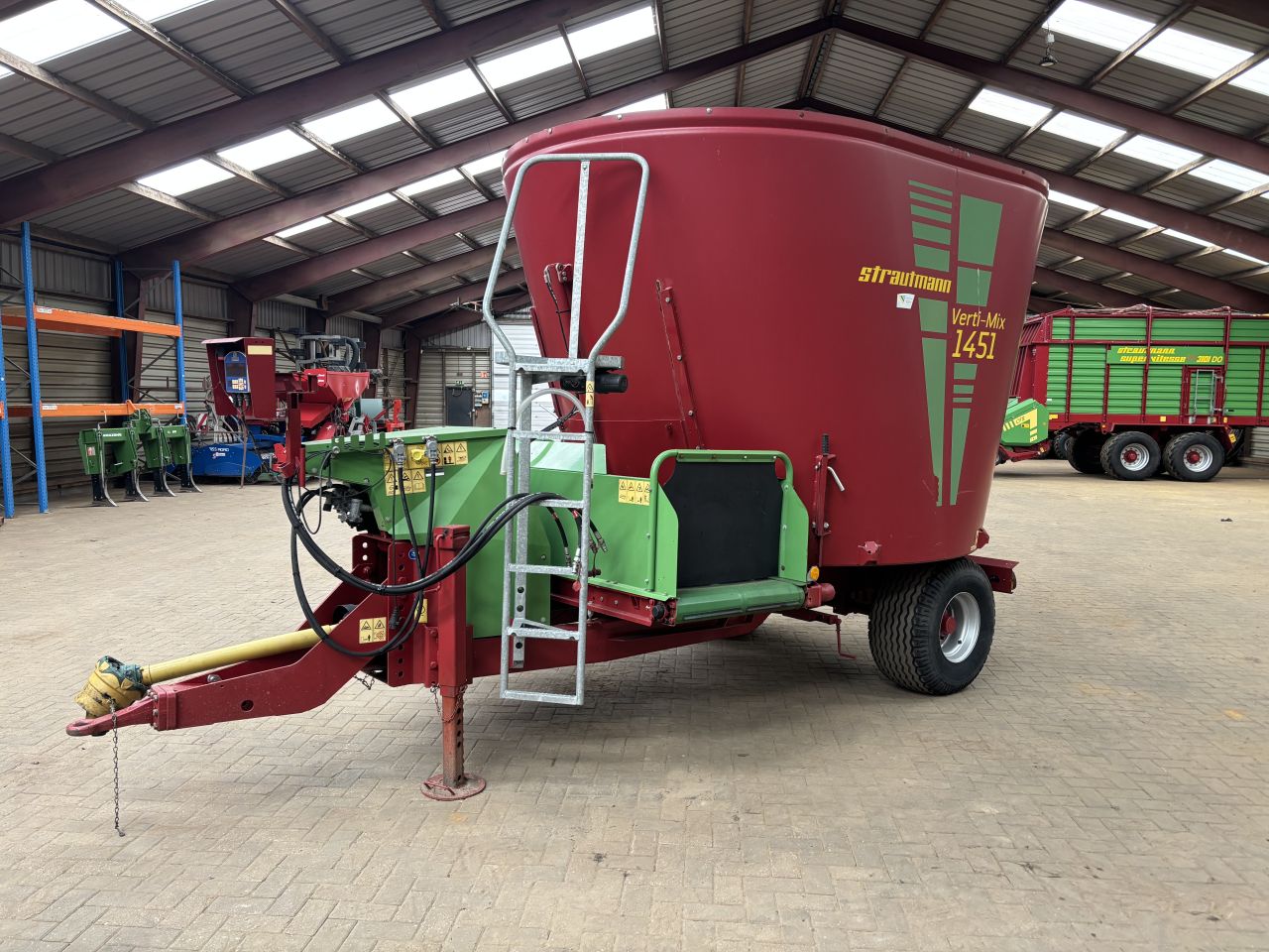 Strautmann verti mix 1451 voermengwagen