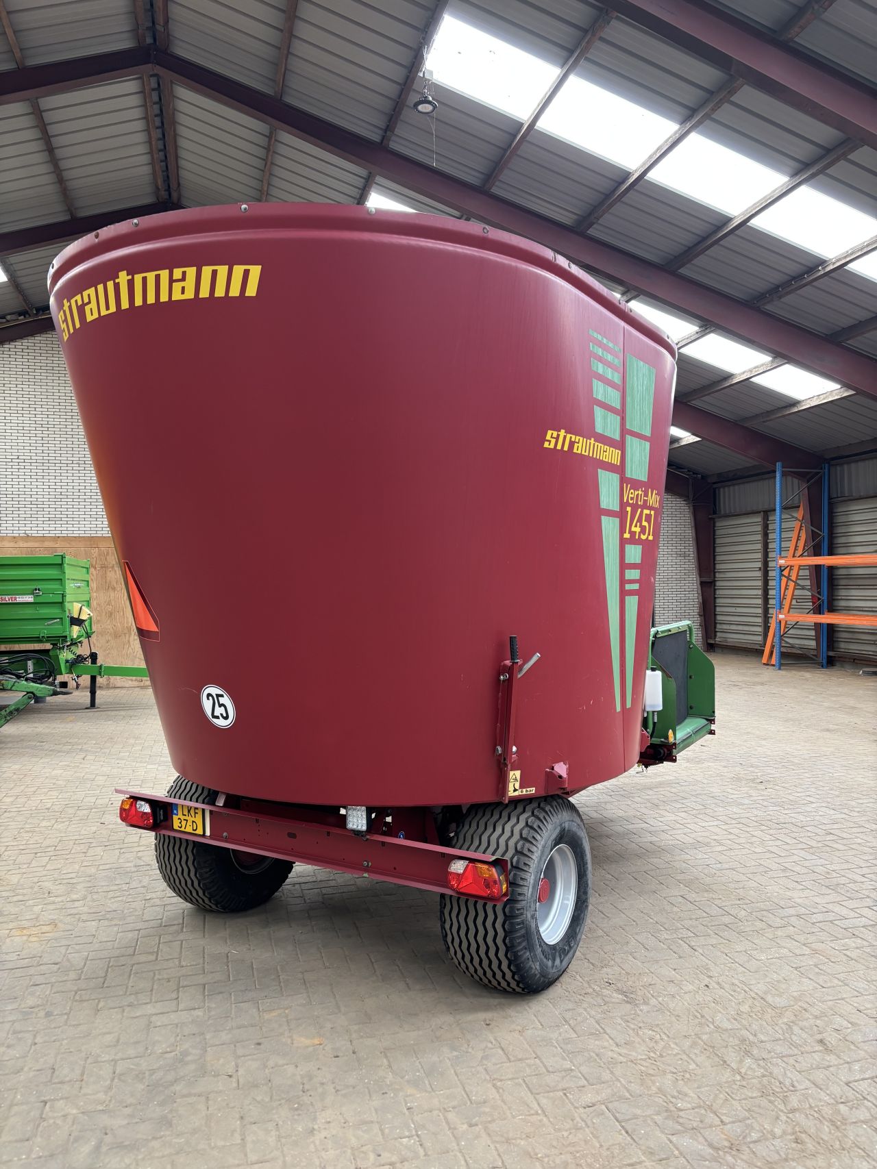Strautmann verti mix 1451 voermengwagen
