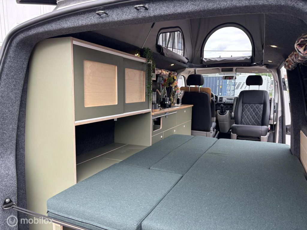 Volkswagen T6 2017 buscamper Nevada Two-tone!