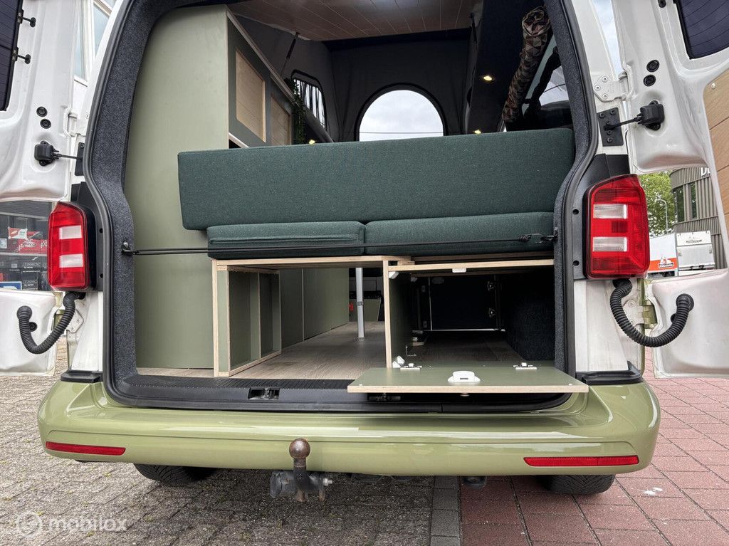 Volkswagen T6 2017 buscamper Nevada Two-tone!