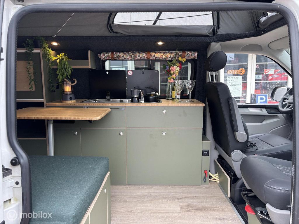 Volkswagen T6 2017 buscamper Nevada Two-tone!