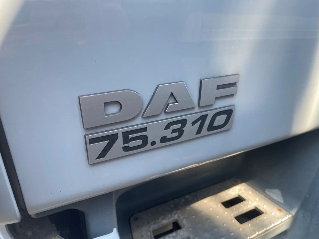 DAF CF 75 310 AluminiumBox met laadklep Euro 5 ! 3 x in Stock !!