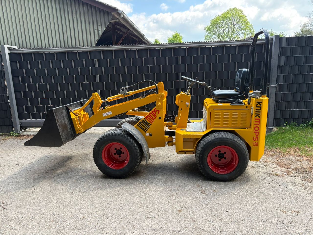 Knikmops 130 schaffer shovel weidemann giant