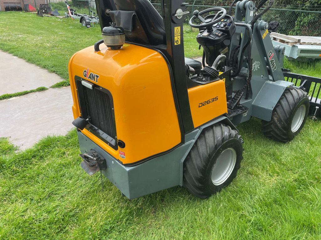 Giant D263S kniklader zeer nette staat!