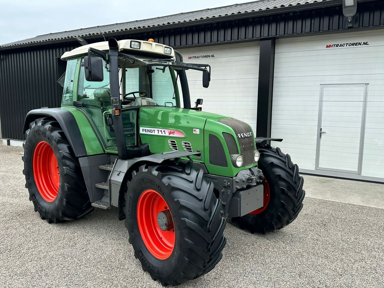 Fendt 711