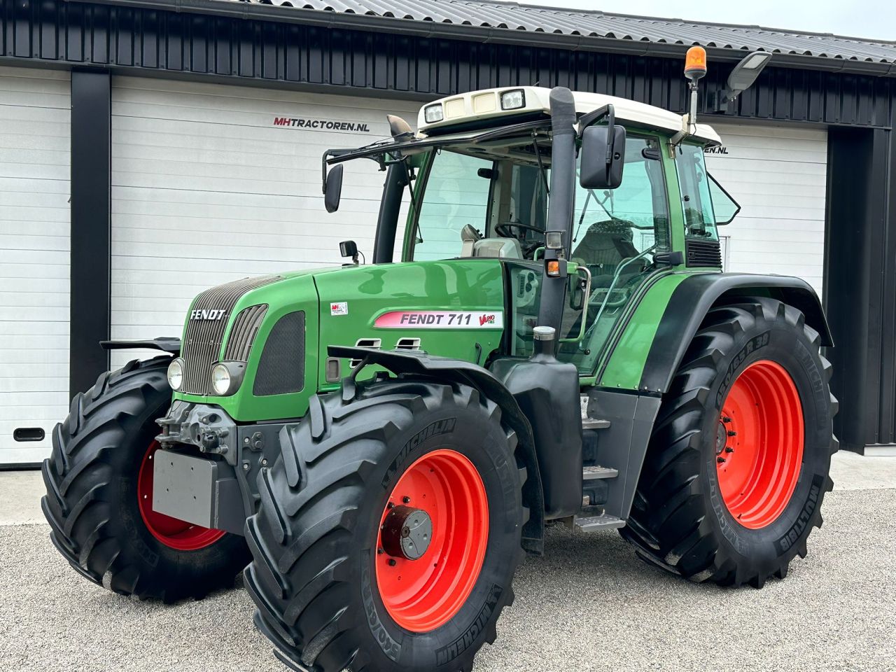 Fendt 711